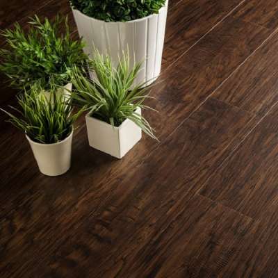 Best-selling SPC Wood Pattern Flooring